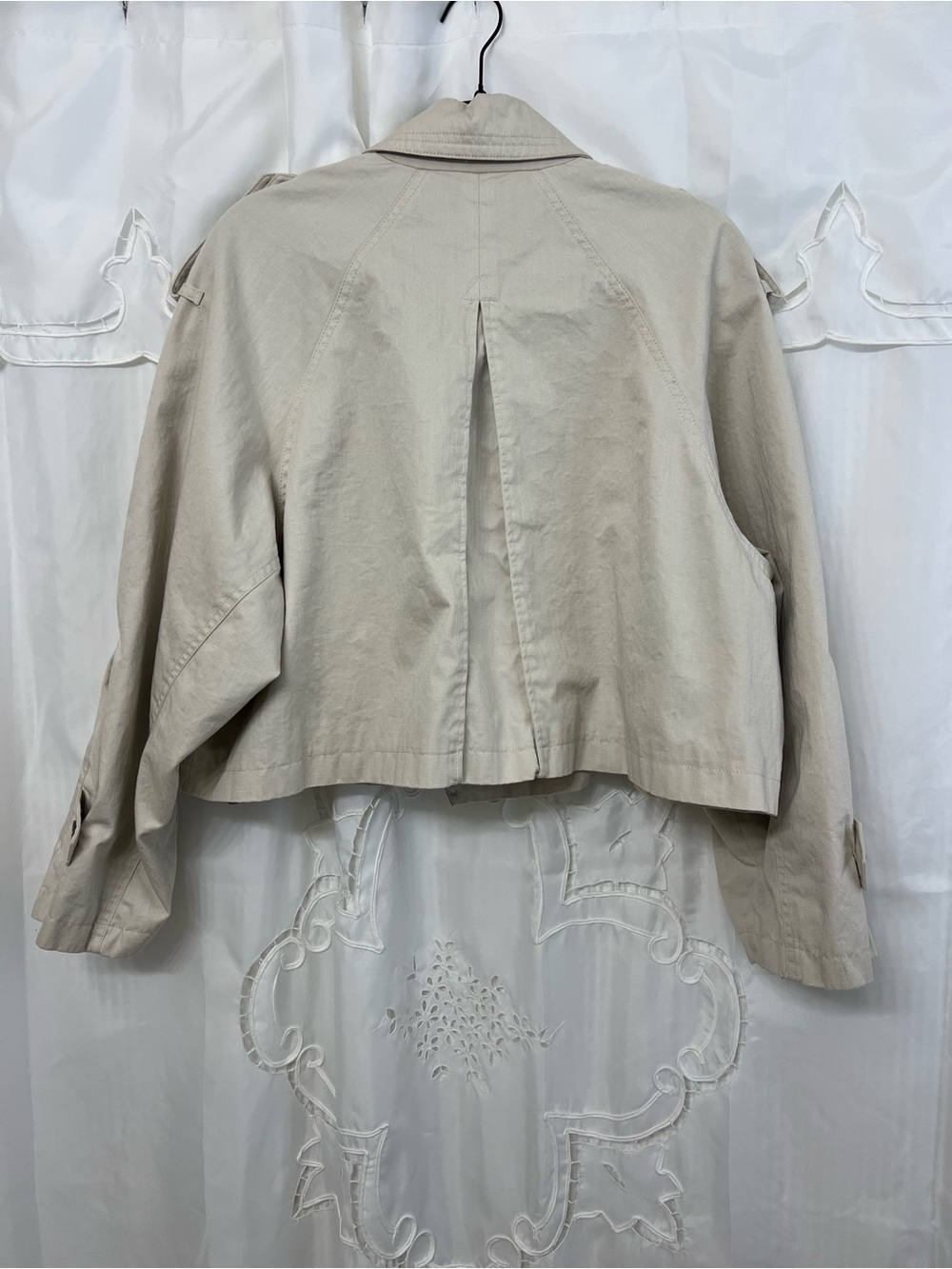 Closed Cropped Trench Jacket Limestone Beige Size Small - Picture 10 of 15